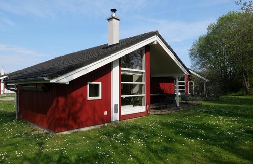 Grossenbrode House | Relaxing Stay at Resort 1 Sea Lodge - Family & Pet Friendly