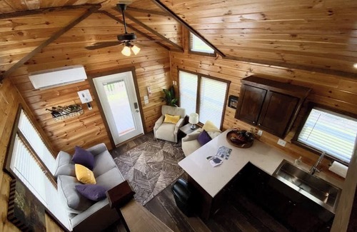 Fredericksburg House | Fredericksburg Resort Unit 8: Top Rated with Spa & Dining