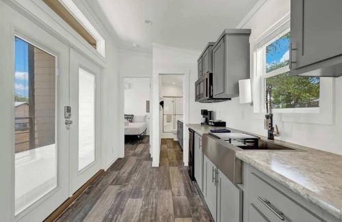 Fredericksburg House | Pet-Friendly Ocean View Retreat at Fredericksburg