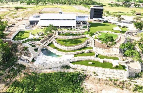 Fredericksburg House | Discover Family-Friendly Fun at Resort in Fredericksburg