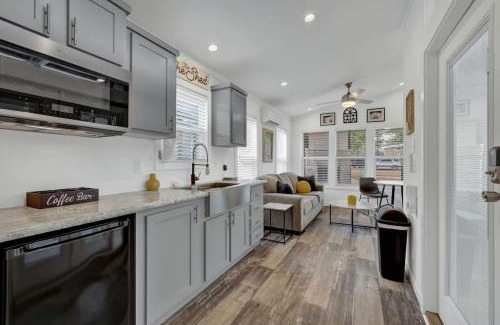 Fredericksburg House | Pet-Friendly Retreat at Fredericksburg - 4 Star Rated