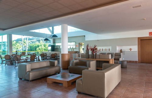 Porto de Galinhas Resort | Family-Friendly Resort with Pool and Kid-Friendly Amenities