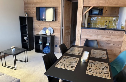 Avoriaz Apartment | Premier Stay at White Fountains: Pool & Breakfast Awaits