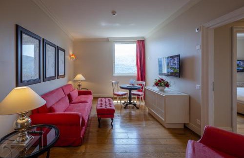 Agra Hotel | Elegant Resort Collina d'Oro: Hotel, Residence & Spa Awaits