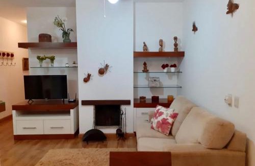 Vila Suica Apartment | Nature Retreat in the Heart of the City – Guest Rated 9.1