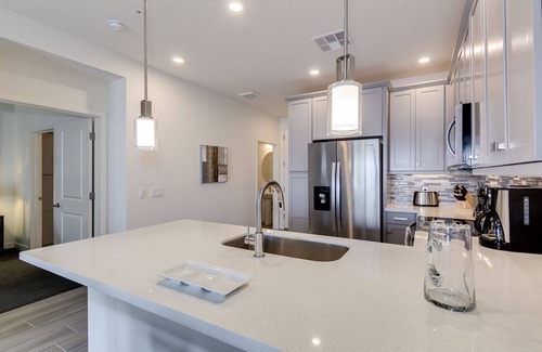 Chandler Condo | Charming Resort Condo in Chandler with Top Amenities