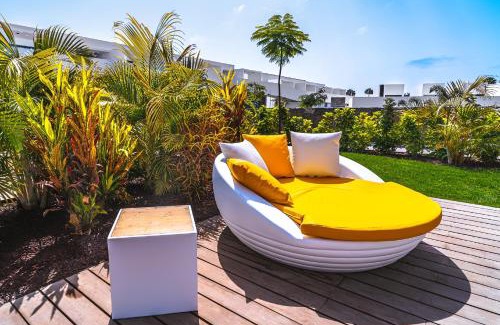 San Bartolome de Tirajana House | Relaxing Retreat at Resort Cordial Santa Águeda & Perchel Beach