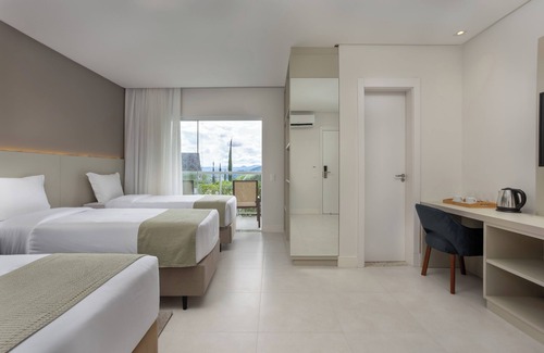 Belchior Central Resort | Experience Relaxation at Resort Ecoar with Pool and Spa
