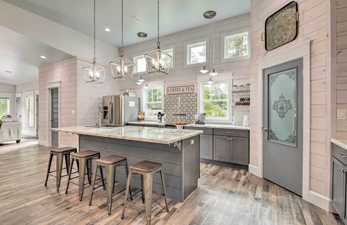 Foley House | Idyllic Resort with Private Pool and Spa - 10/10 Rated