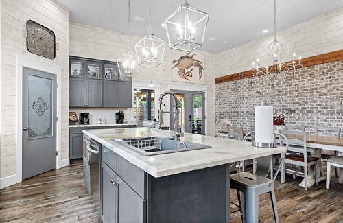 Foley House | Idyllic Resort with Private Pool and Spa - 10/10 Rated
