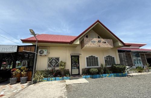 Solano House | Resort House with Pool Access
