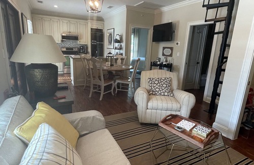 Ramer House | Top-Rated Resort-Style Retreat: Pool & Breakfast Awaits!