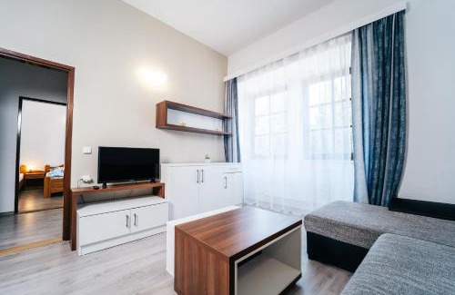 Chlum u Trebone Hotel | Pet-Friendly Ubytování Lesák with Private Beach Access