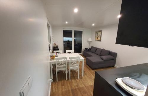 Tolkmicko House | Pet-Friendly Resort Marina Suchacz with Pool & Dining