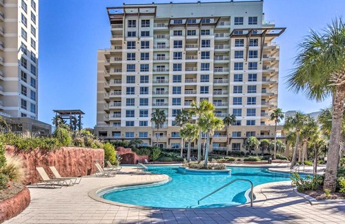 Sandestin Apartment | Beachfront Resort Miramar: Family-Friendly Pool & Views