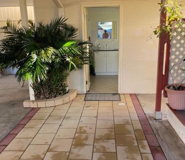 Broken Hill House | Resort on Morgan with Beautiful Private Pool, Pet Friendly
