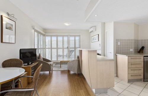 Kingscliff Apartment | Beachfront Resort 4302 with Pool & Family-Friendly Amenities