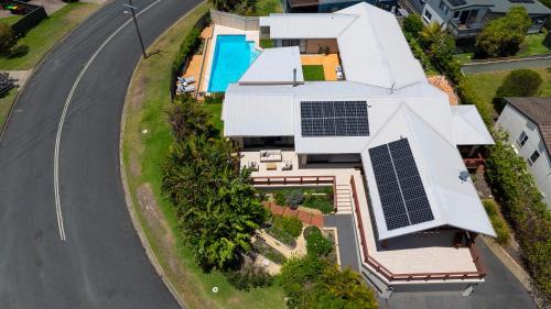 Forster House | Experience Resort on Underwood: 4-Star Oceanfront Retreat