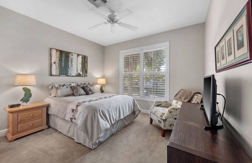 Naples Apartment | Enjoy Resort Living: Pool, Golfing & Pickleball Nearby