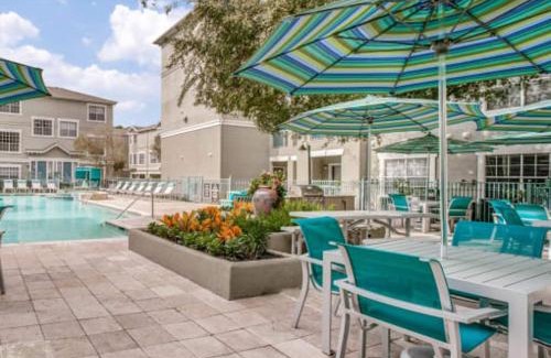 Texas Medical Center Apartment | Pet-Friendly Resort Style Home Near Houston Medical Centre