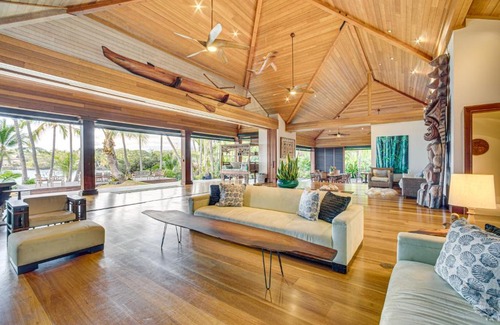Keauhou House | Resort-Style Home on Keauhou Bay Great for Groups
