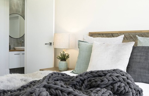 Waterhouse House | Top-Rated Resort Style Retreat in Beautiful Robe