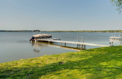 Salem Lakes House | Resort Style Lake Front Home. Pontoon Available.