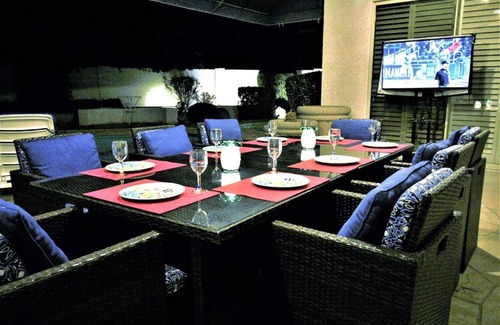 Pinnacle Hill House | Relaxing Mountain View Resort with Pool, Spa & Golf Access