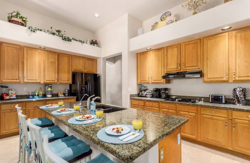 Pinnacle Hill House | Unforgettable Resort-Style Stay with Pool and Golf in N. Phoenix