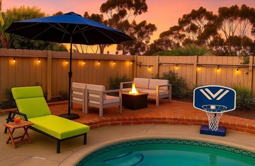 University City House | Resort Style Zen Retreat Heated Pool, Spa & Game Room
