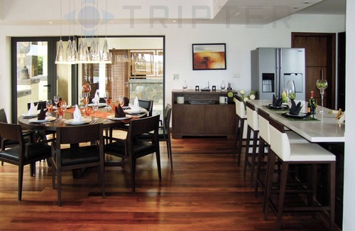 Bel Ombre Villa | Resort villa with cook & masseuse in Bel Ombre - Bellu by TRIPTER