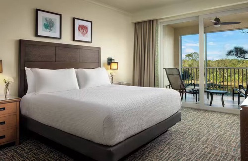 Estero Resort | Resort with private beach access in Bonita Springs with 4 pools, lazy river
