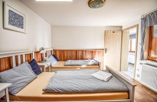 Zajeci Hotel | Resort Zajíci ze Zaječí