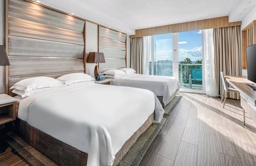 Alice Town Hotel | Relax at Hilton At Resorts World Bimini with Ocean Views