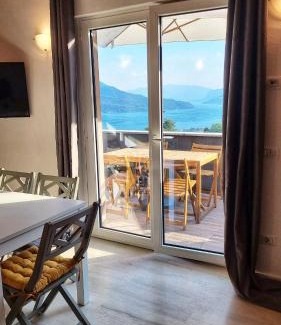 Vercana Apartment | Oceanfront Rest and View Apartment with Exceptional Amenities