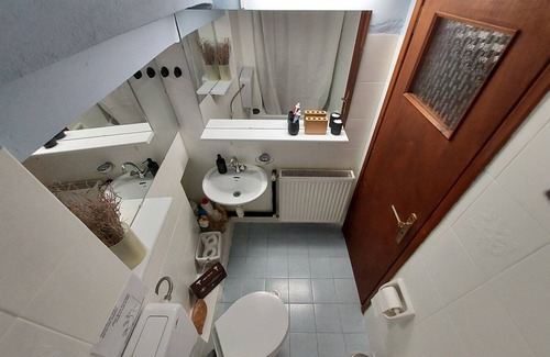 Skiros House | Experience Local Comfort with Family-Friendly Amenities