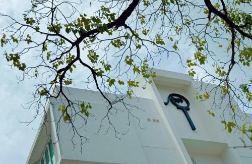 Ramkhamhaeng Hotel | Guest Rated: ResT Bangkok Poshtel with Family-Friendly Amenities