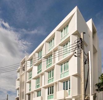 Ramkhamhaeng Hotel | Guest Rated: ResT Bangkok Poshtel with Family-Friendly Amenities
