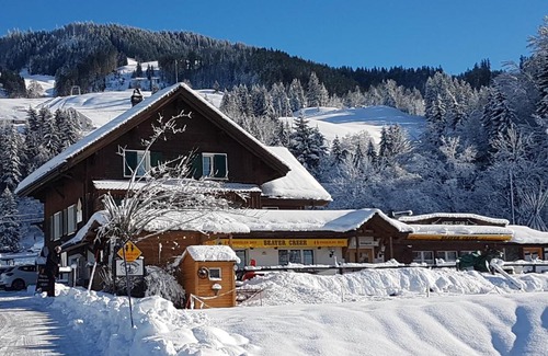 Rothenthurm House | Explore Rest. Beaver Creek Ranch: Pet-Friendly Oceanfront Escape