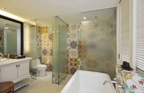 Hua Hin Hotel | Relax at Rest Detail Hotel Hua Hin - 4-Star Oasis