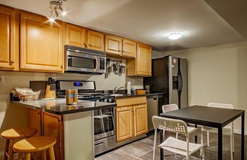 Bloomingdale Apartment | Relax in Bloomingdale's Cozy English Basement Retreat