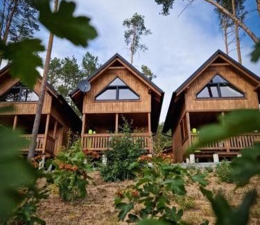 Wdzydze Kiszewskie House | Idyllic Rest House WDZYDZE by the Lake - Pet & Child Friendly