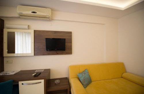 Efeler Hotel | Comfortable Stay at Rest Inn Aydın Hotel with Breakfast