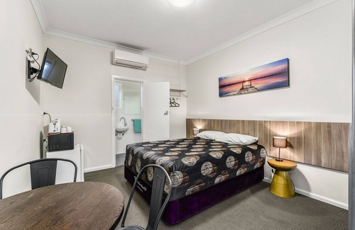 Naracoorte Hotel | Eco-Friendly Rest Motels Naracoorte with Family Amenities