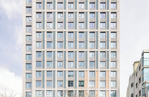 Jung-gu Apartment | City View Retreat with Spa, High Floor & Family Amenities
