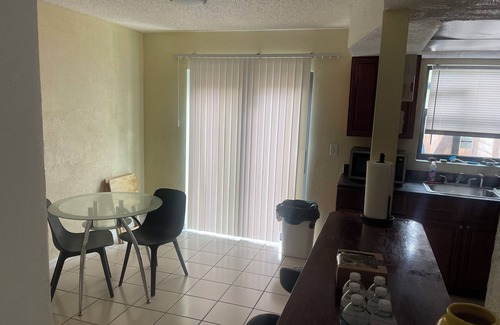 Sunrise Apartment | Rest Up and Relax 2BDRM/King Bed