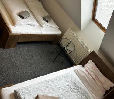 Klasterec nad Orlici House | Relax at Restaurace a penzion Na Stráni – Pet Friendly Stay