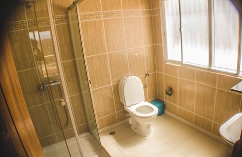 Baia das Gatas Bed & Breakfast | Delightful Stay at Restaurante Baia Guest House with Pool