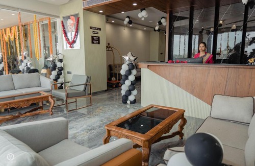 Rajkot Hotel | Budget-Friendly Stay at Rester Select the Black Stone Hotel