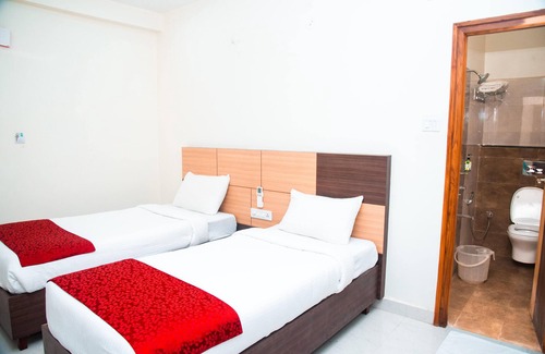 Serilingampally Hotel | Budget-Friendly Comfort at Rester Xpress - Kondapur